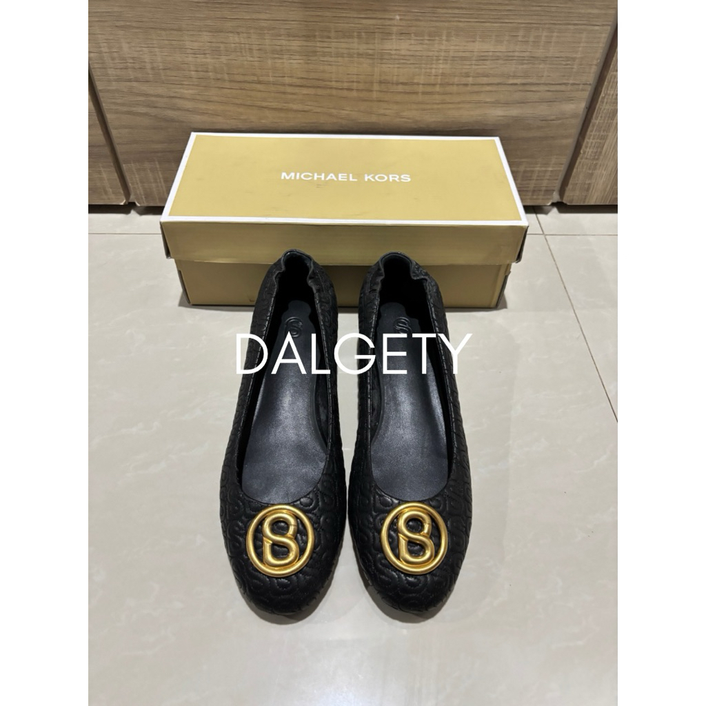 Sepatu Wanita Michael Kors Lillie Moc
