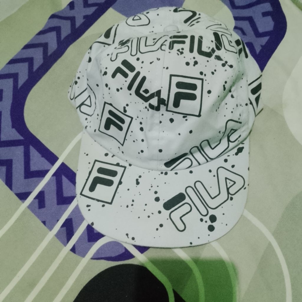 topi fila