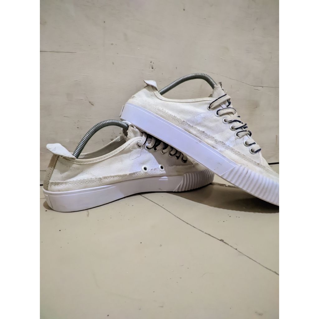 SEPATU ADIDAS PRELOVED SZ 43