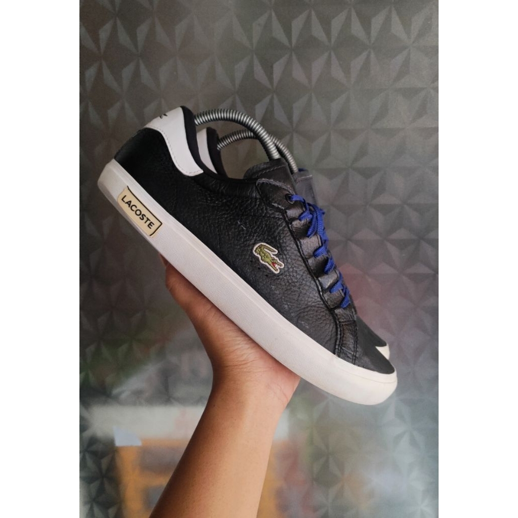 sepatu Lacoste SZ 42 second bekas preloved
