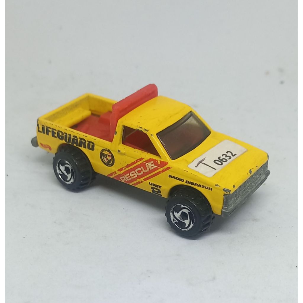 hot wheels surf patrol chevy s10 loose diecast junk (t)