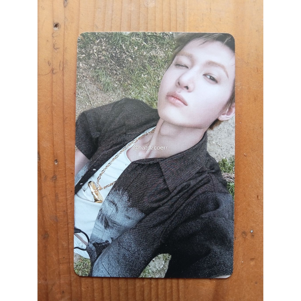 PHOTOCARD MARTIN CORTIS COLOR OUT SIDE THE LINES COTL WEVERSE WV A VERSION VER SEASON GREATING 2026 