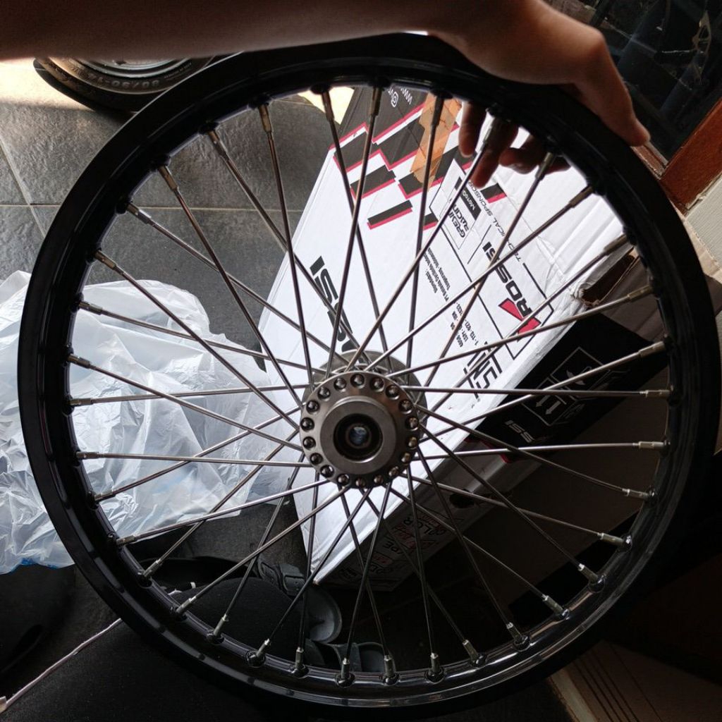 ring vrossi/jari jari tdr/tromol trusty