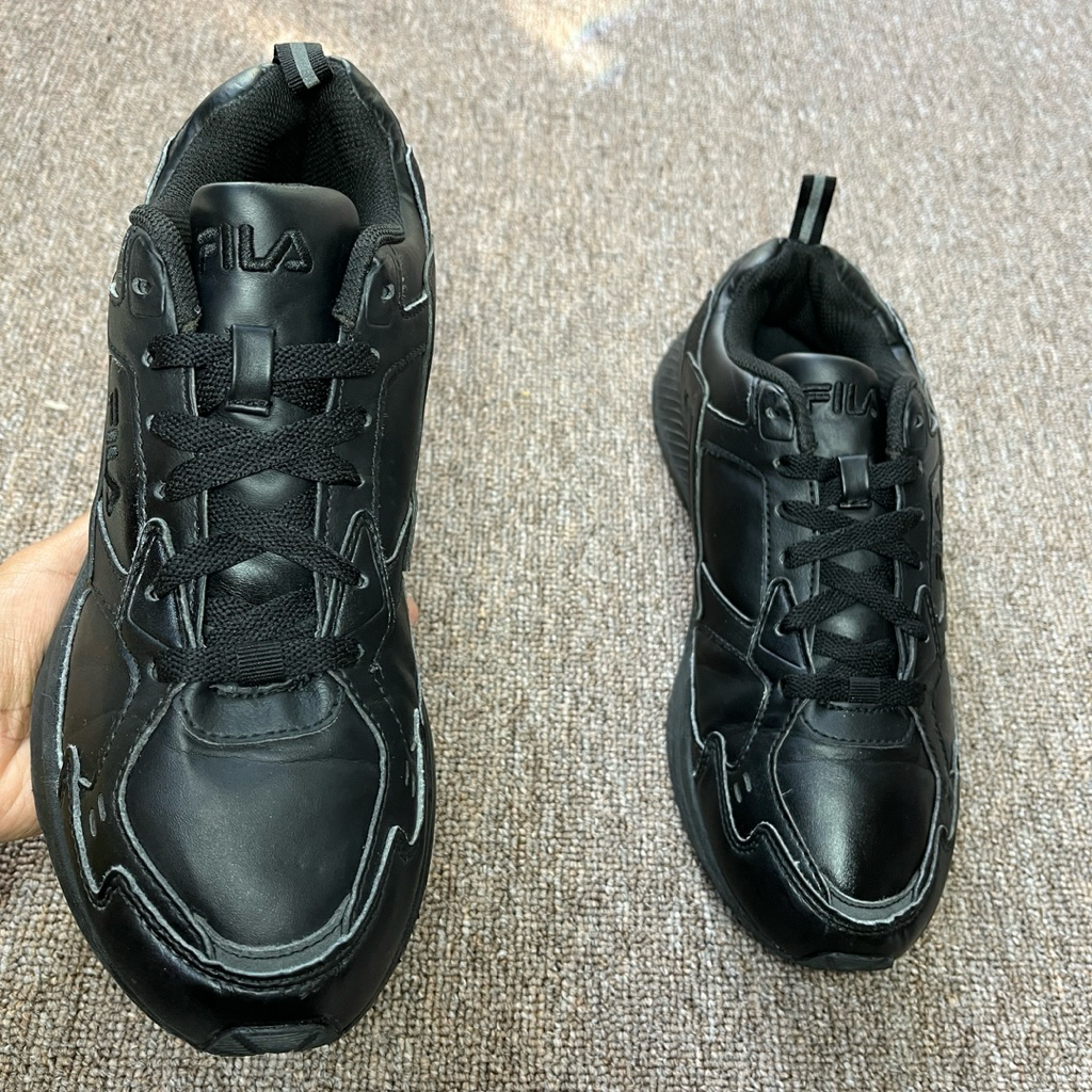 Sepatu FILA Fieldgage running shoes Size 41 Insole 260 cm