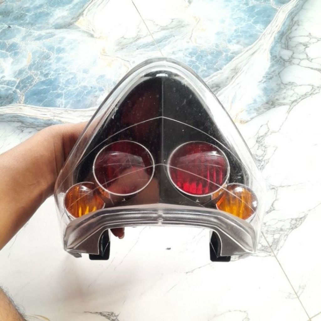 stoplamp cbr 150 old thailand original tail light lampu belakang honda cbr 150r kpp stanley