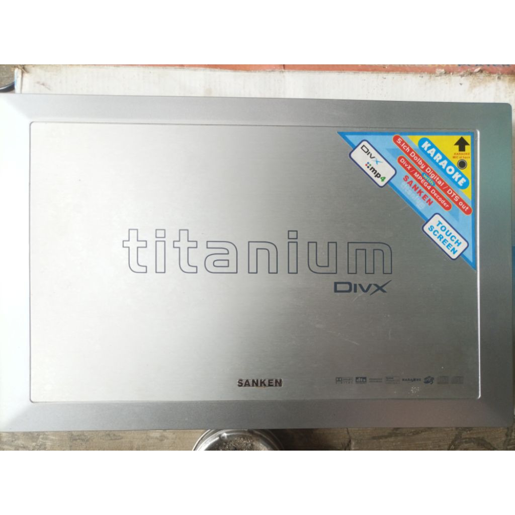DVD Player Sanken Titanium Elegance Original Model SDD-T1D