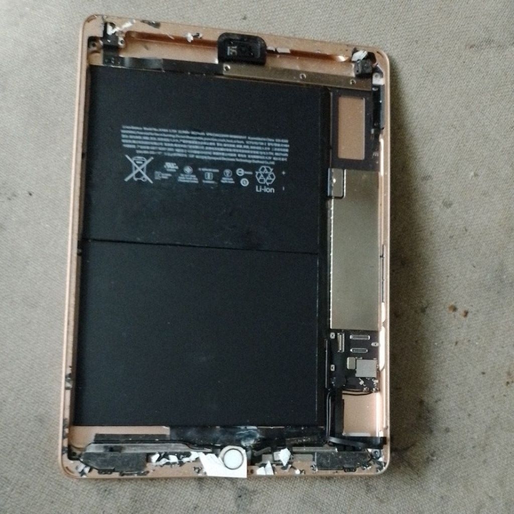 part ipad 6 model A1893 32gb wifi only