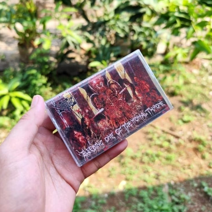 KASET TAPE PANIC DISORDER - Bleeding One Of The Mortal Throne