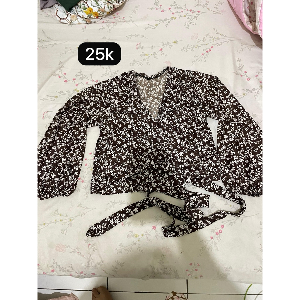 preloved baju bunga bunga