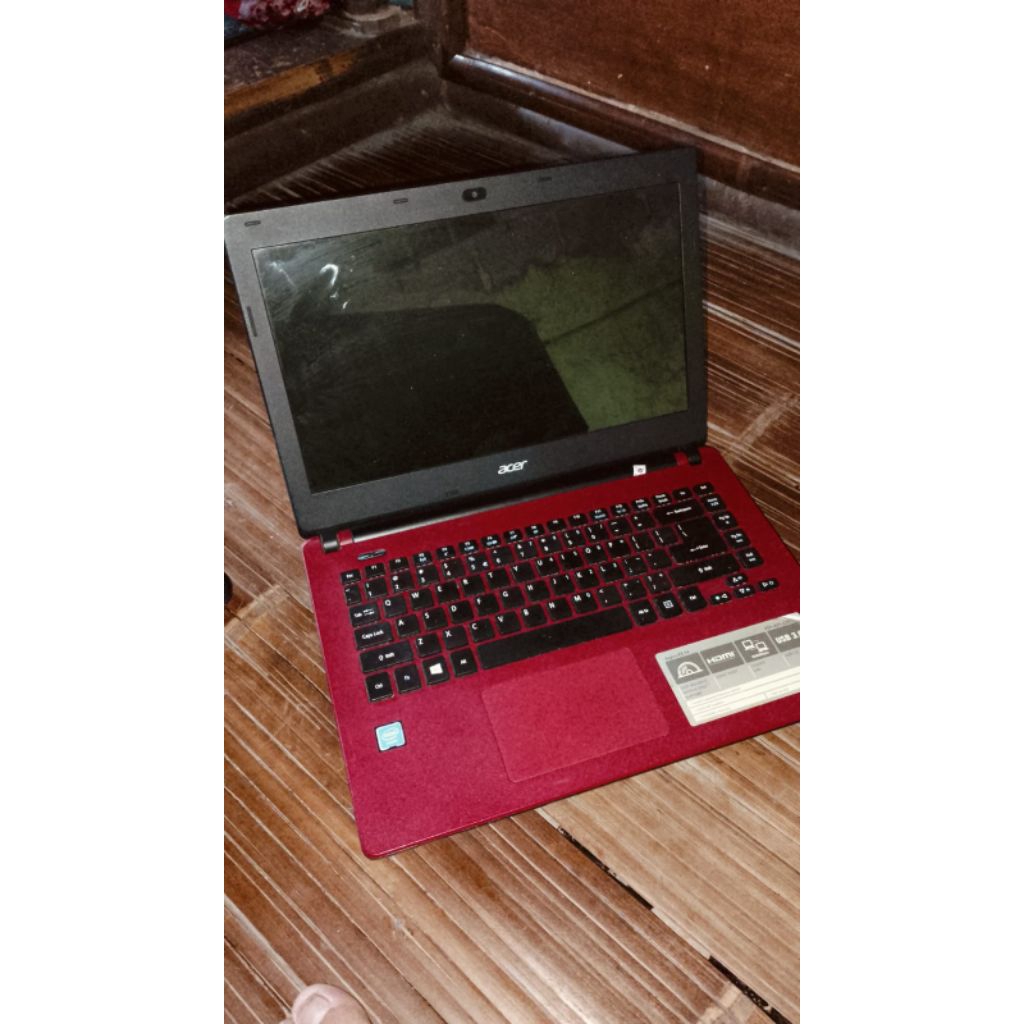 Laptop Acer Aspire ES1-431 Minusan