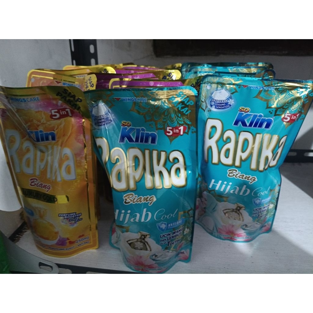 Rafika reffil 250 ml / rafika pelicin pakaian / sok klin rafika