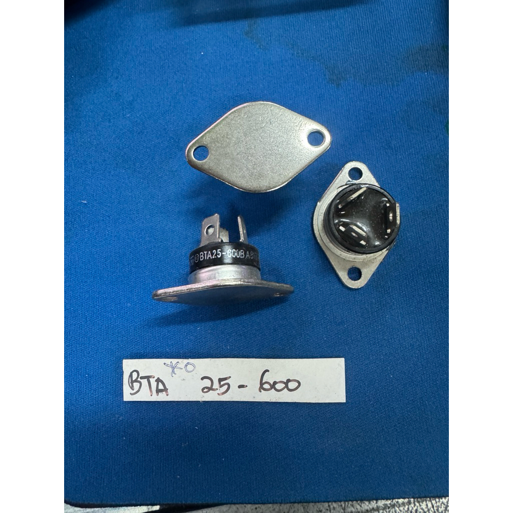 TRIAC BTA 25-600B bta25-600 original