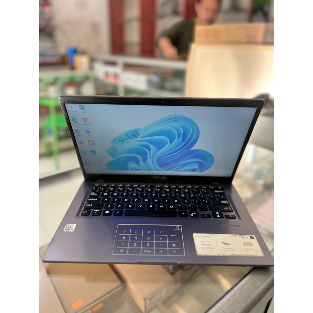 Asus Vivobook P1411CJ core i3