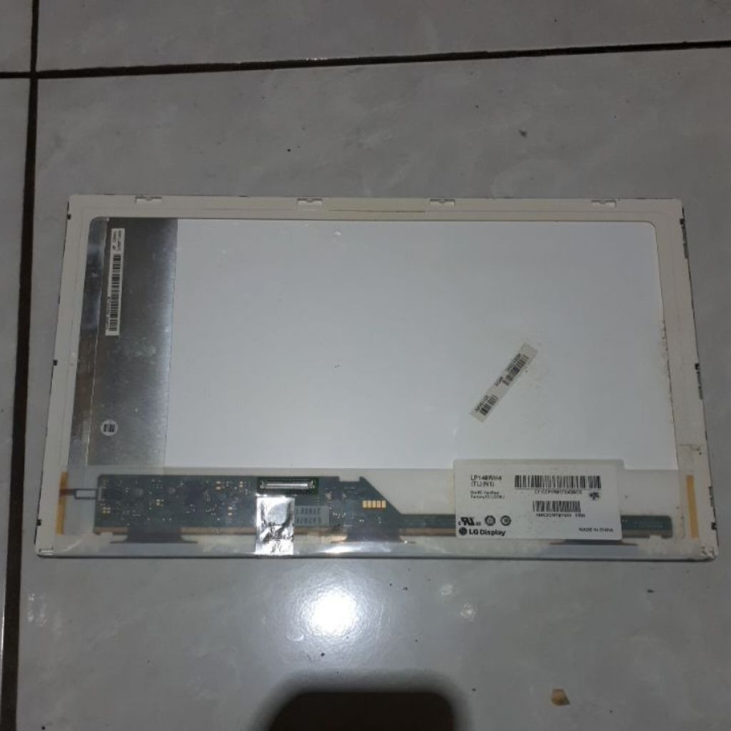 lcd laptop toshiba satelit c800D