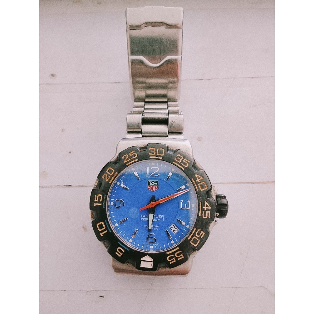 jam tangan pria tag Heuer edisi formula 1