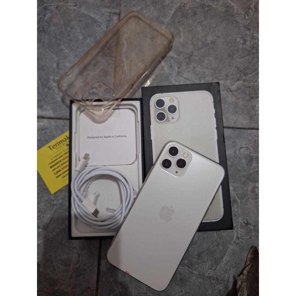 iPhone 11 Pro second resmi ibox| iPhone 11 Pro | 256Gb |  ex iBox imei Permanen Fullset Original Res