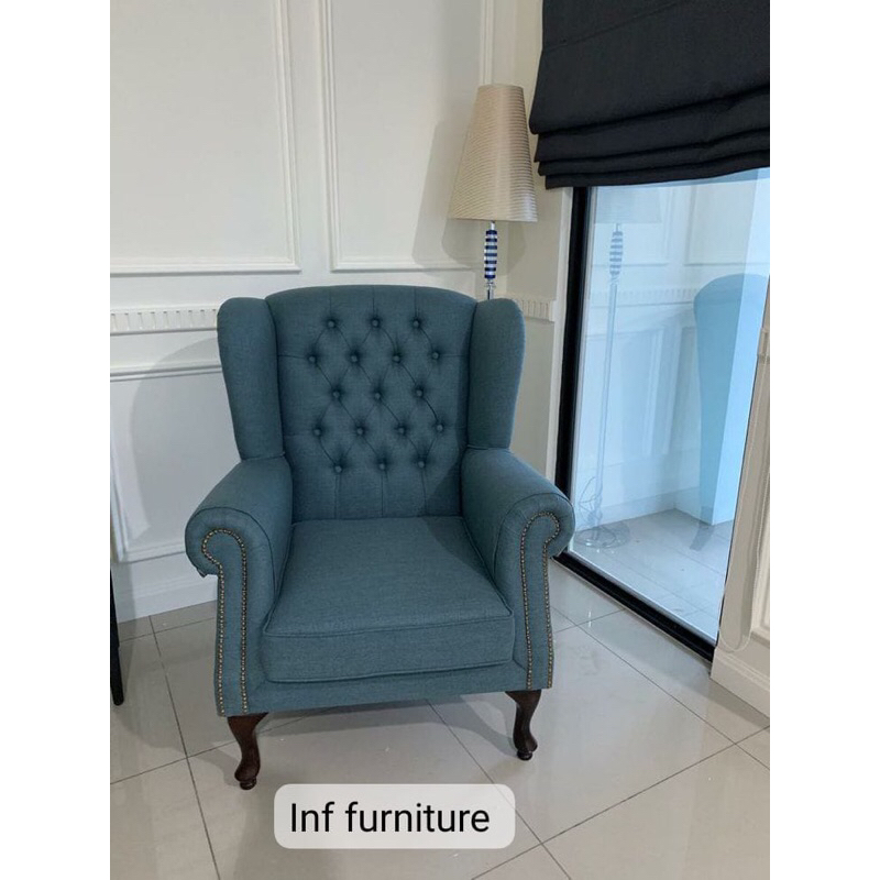 sofa Chesterfield klasik mewah berkelas