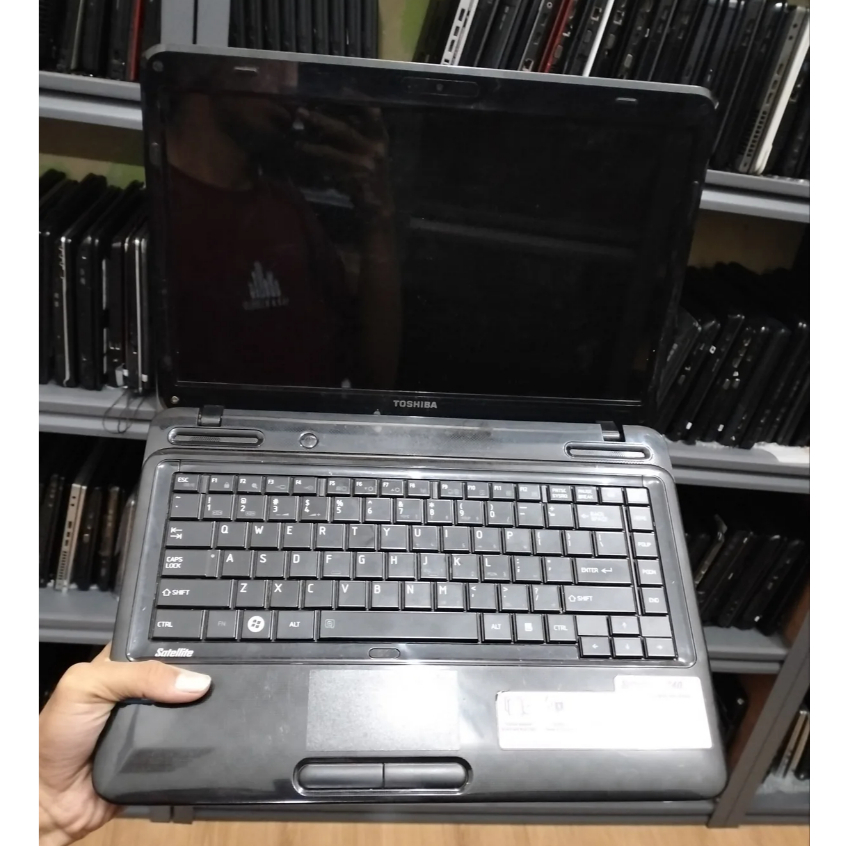 Laptop Toshiba Satellite L745 i3 M380 4GB HDD500GB Unit Siap Jalan Second Berkualitas Bergaransi Coc