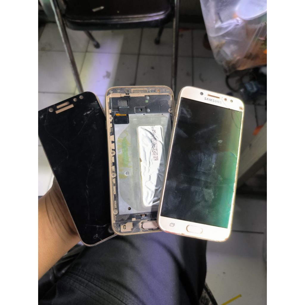 Samsung J7 pro Minus LCD