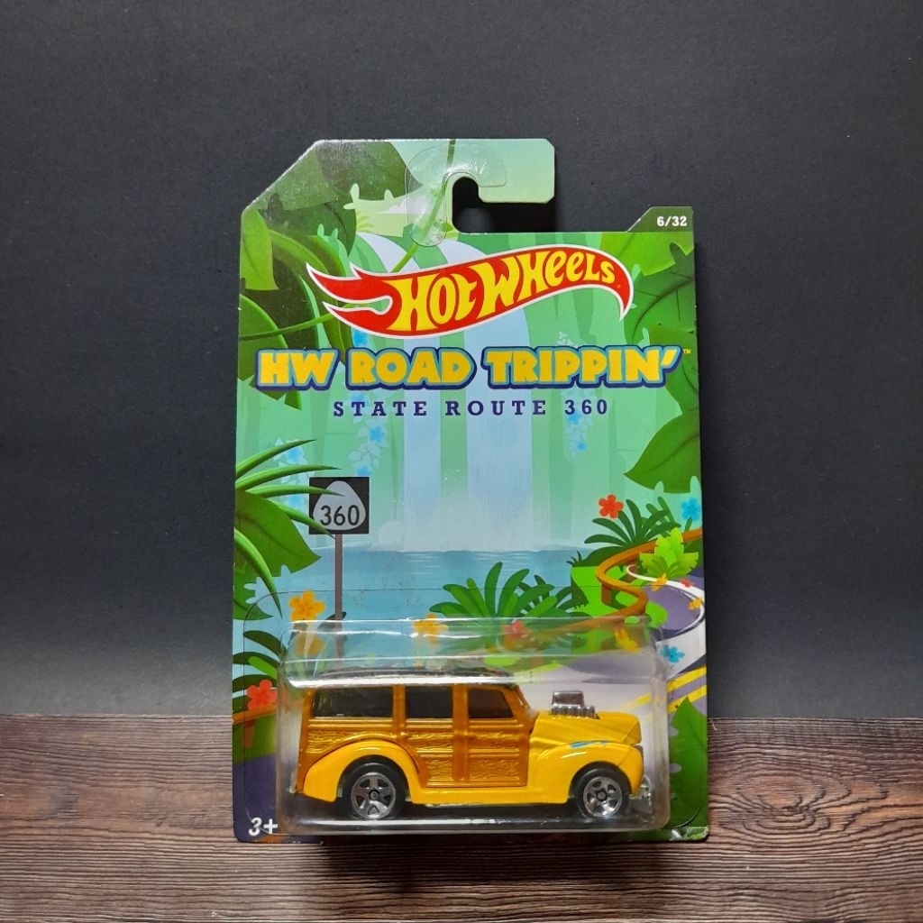 Hot Wheels HW Road Trippin  State Router 360 '40s Woodie