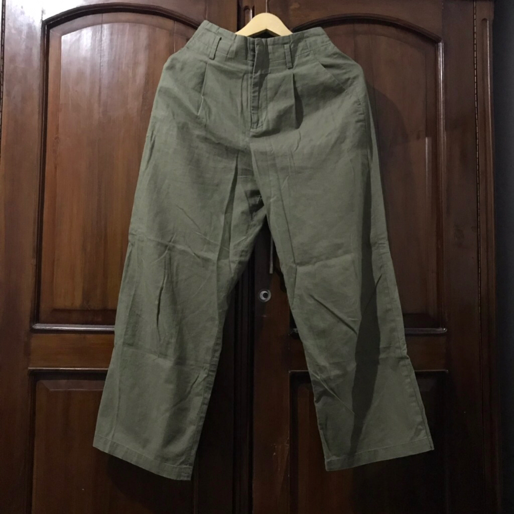 Preloved Celana Uniqlo Pants