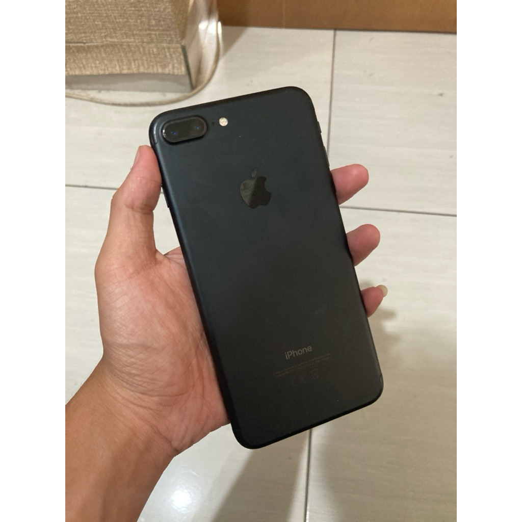 iPhone 7+ ex ibox
