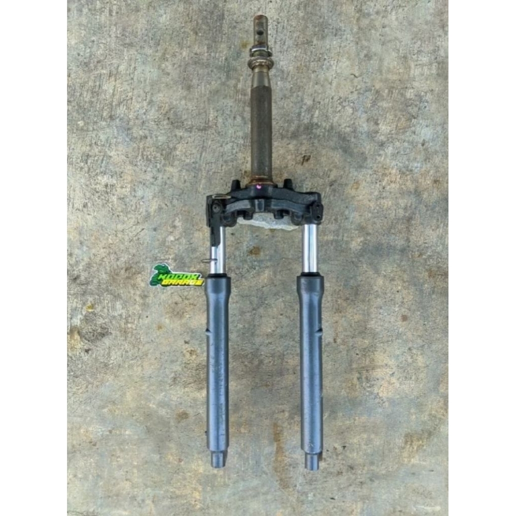 Shock Depan+Segitiga Skydrave Original
