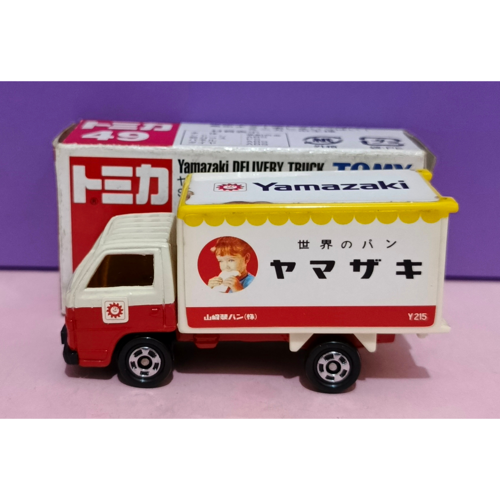 Diecast Tomy Biru Tomica 49 Yamazaki Delivery Truck