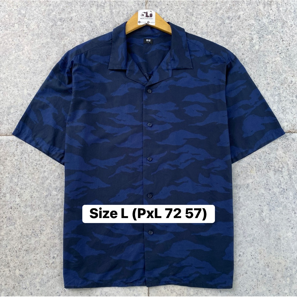 Kemeja Pantai Uniqlo