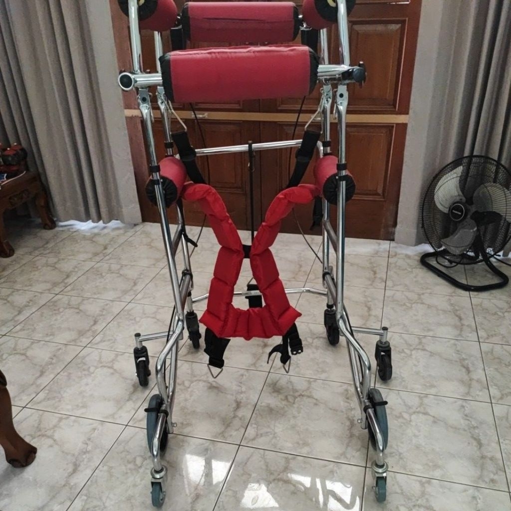 alat rehabilitasi pasien stroke