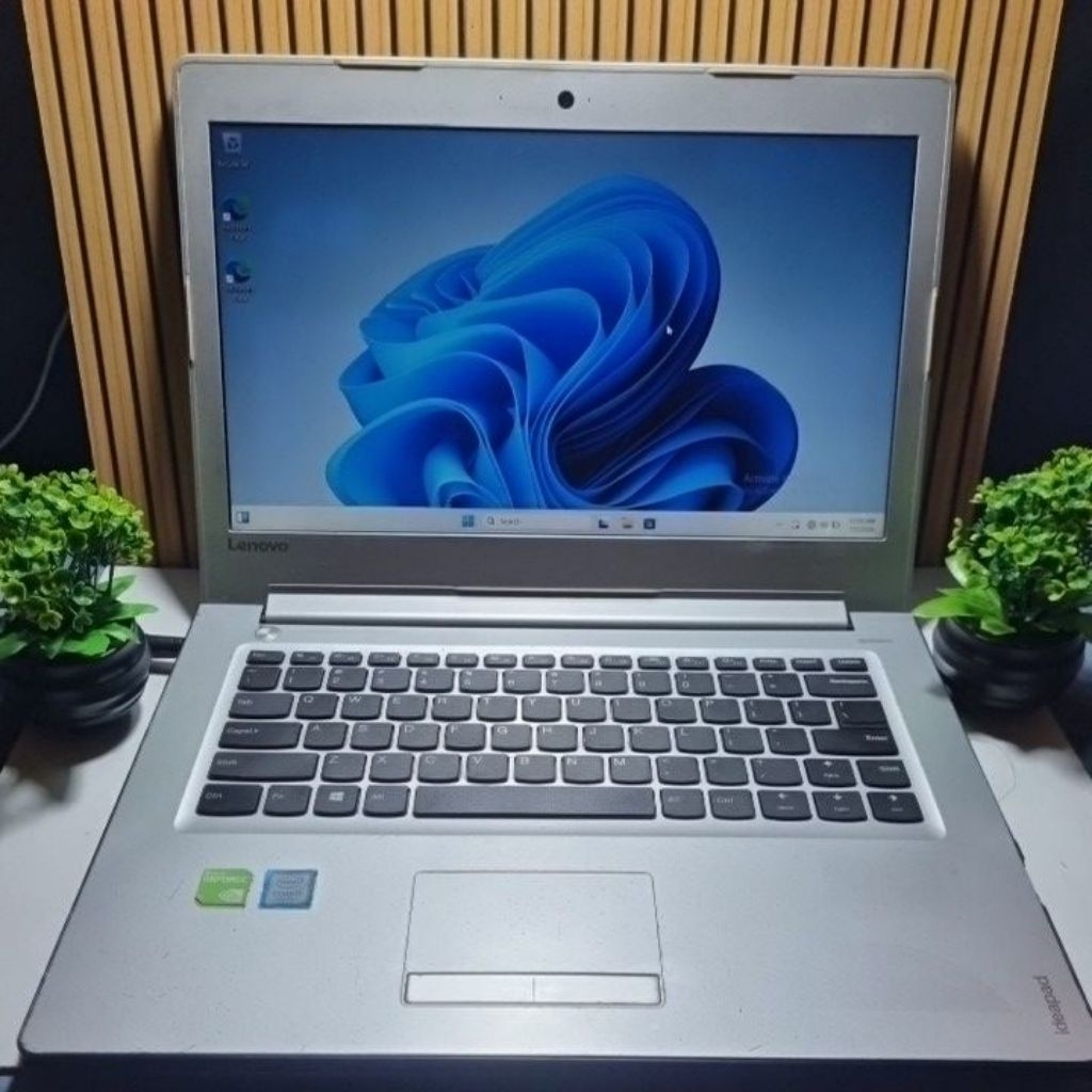 Laptop Gaming Lenovo 80TU Core i5 7200U GPU Nvidia Geforce 920 MX GDDR5