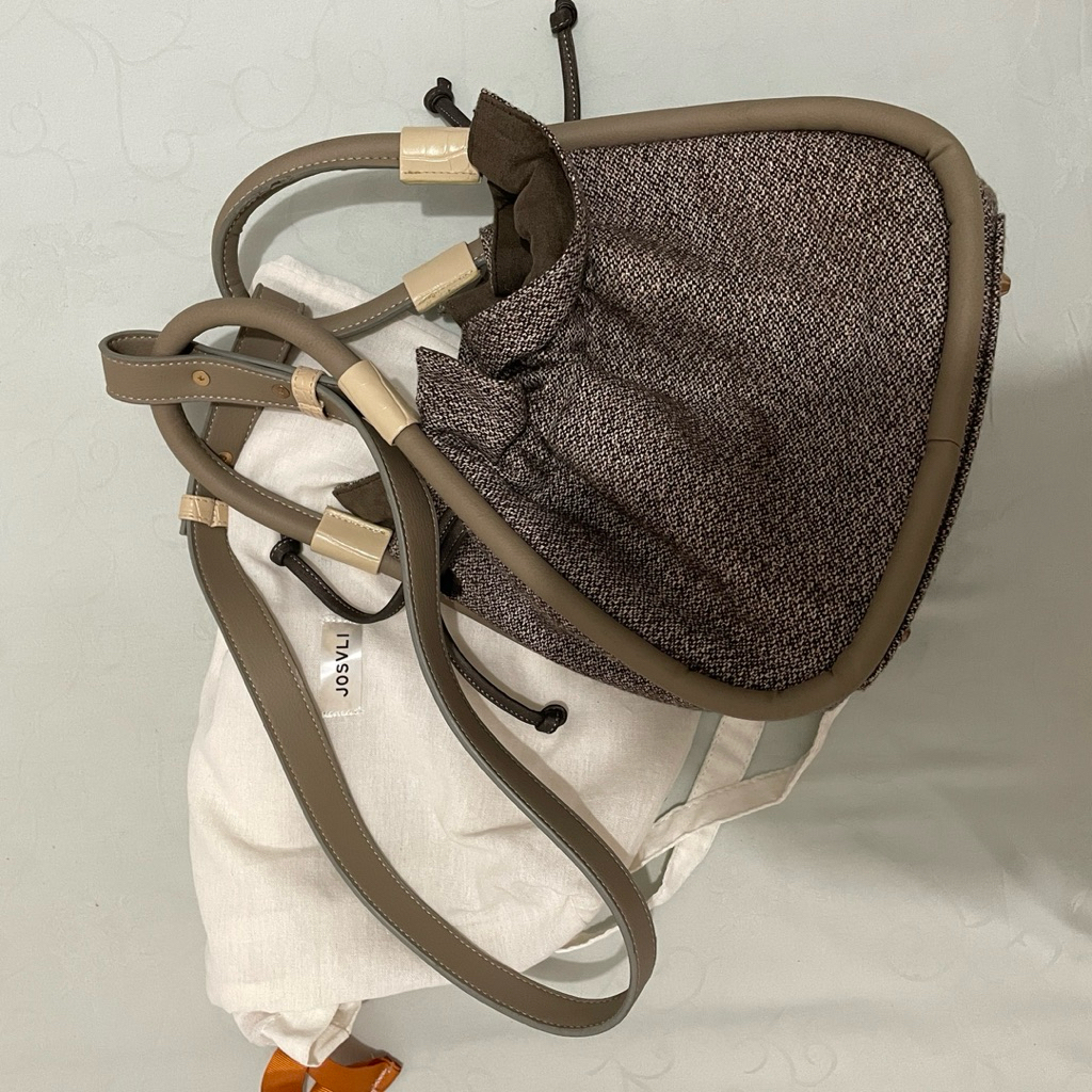 Josvli Bento bag 24