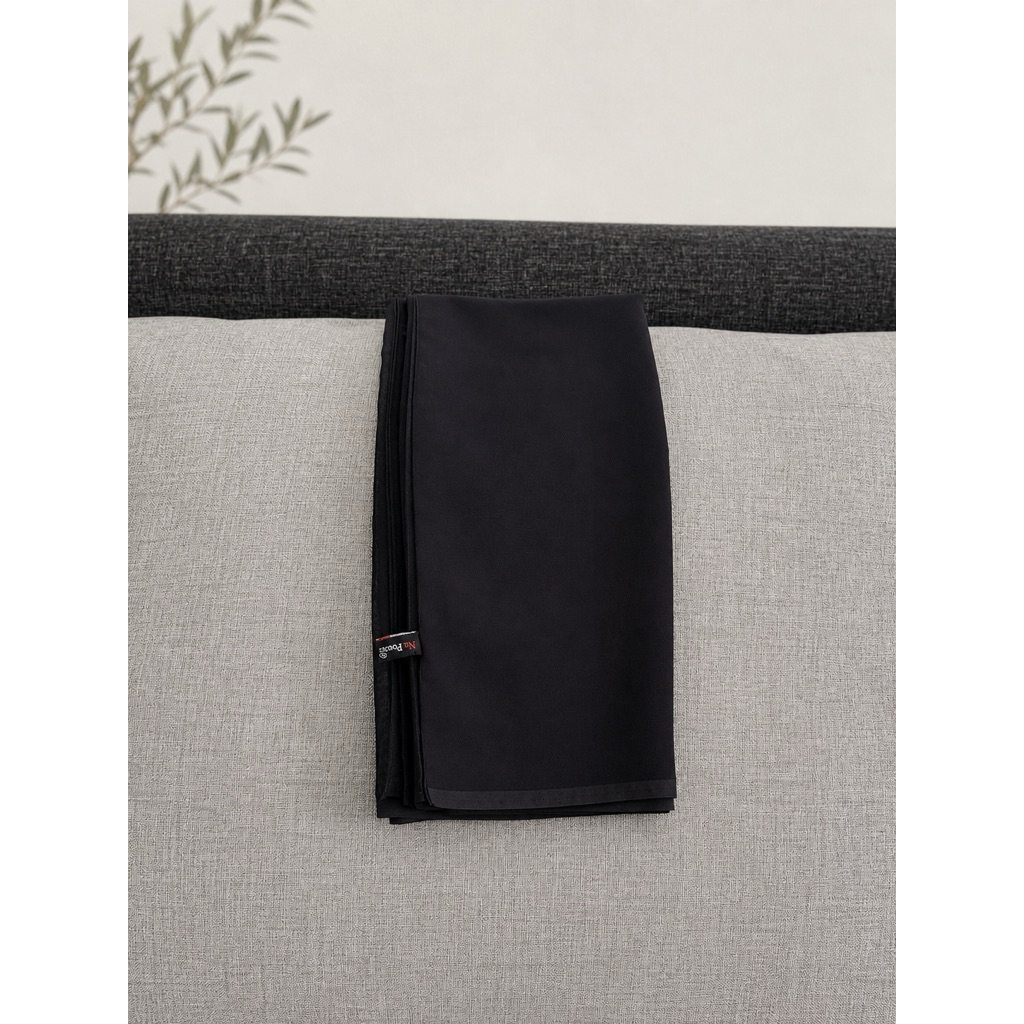 Preloved NAPOCUT Hijab Paris Black Hitam Segi Empat Na Pocut Original | Jilbab Paris Napocut