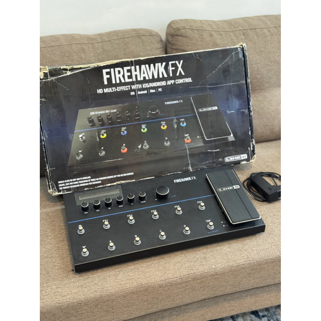 Efek Gitar Line 6 Firehawk FX fullset