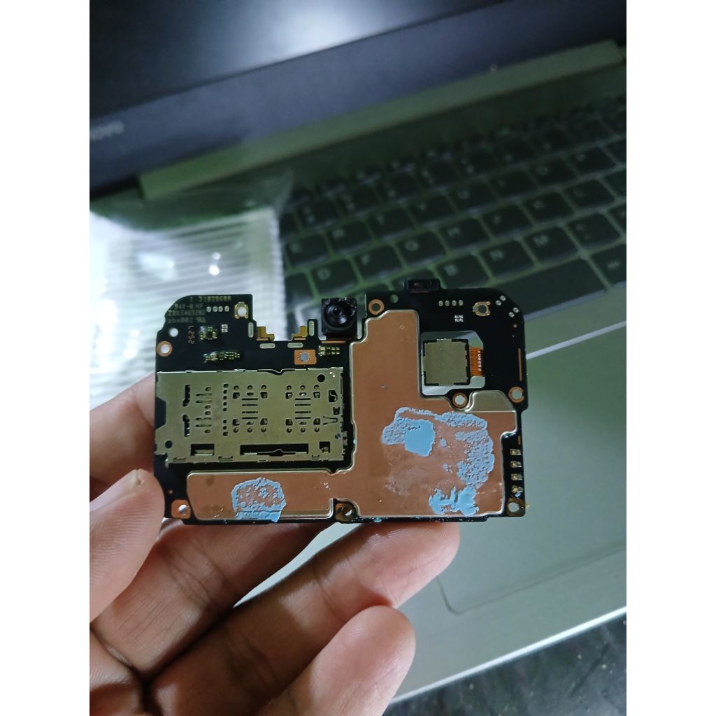 mesin oppo a5i ram 8 /128  hidup baca deskripsi