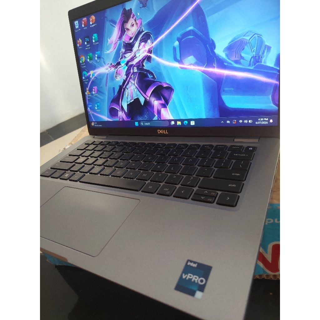 Dell Latitude i5 ram16 gen12th Touchscreen