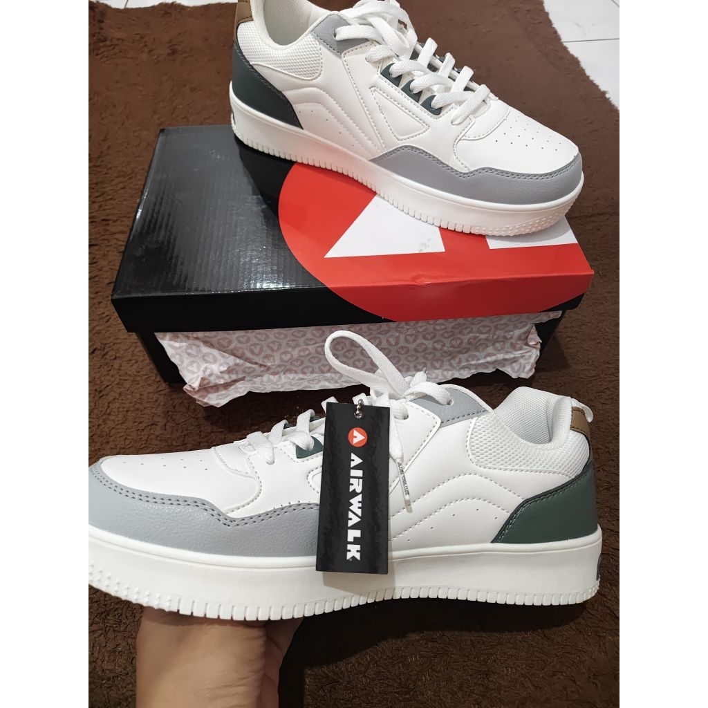 Sepatu casual Airwalk Dubois white grey size 43 ORIGINAL