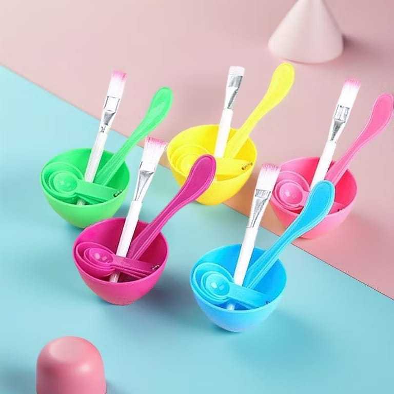 Mangkok Masker Wajah 4 in 1 - Set Lengkap dengan Kuas, Spatula, dan Sendok