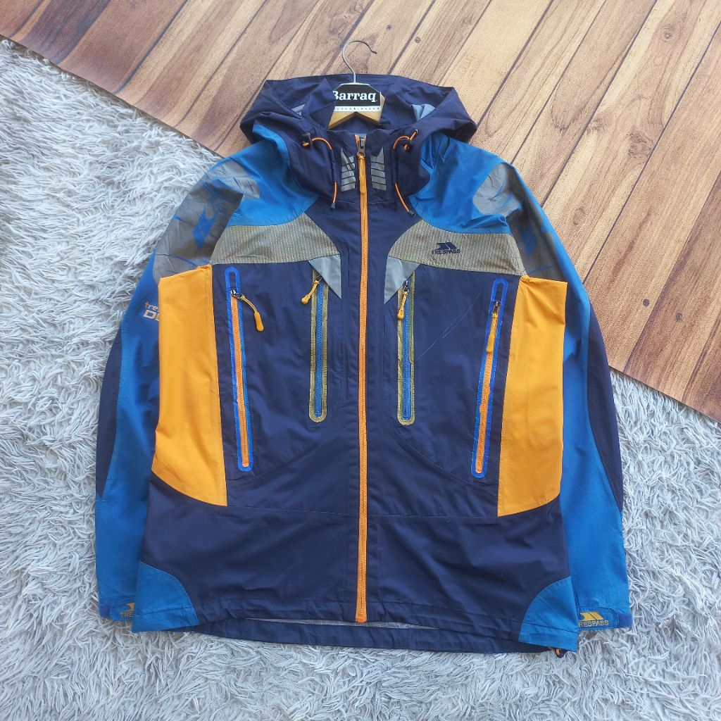 Jaket Outdoor Trespass Trestex DLX 3 Layer NOT gorpcore goretex running sports lightweight windbreak