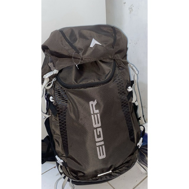Tas Carrier Eiger