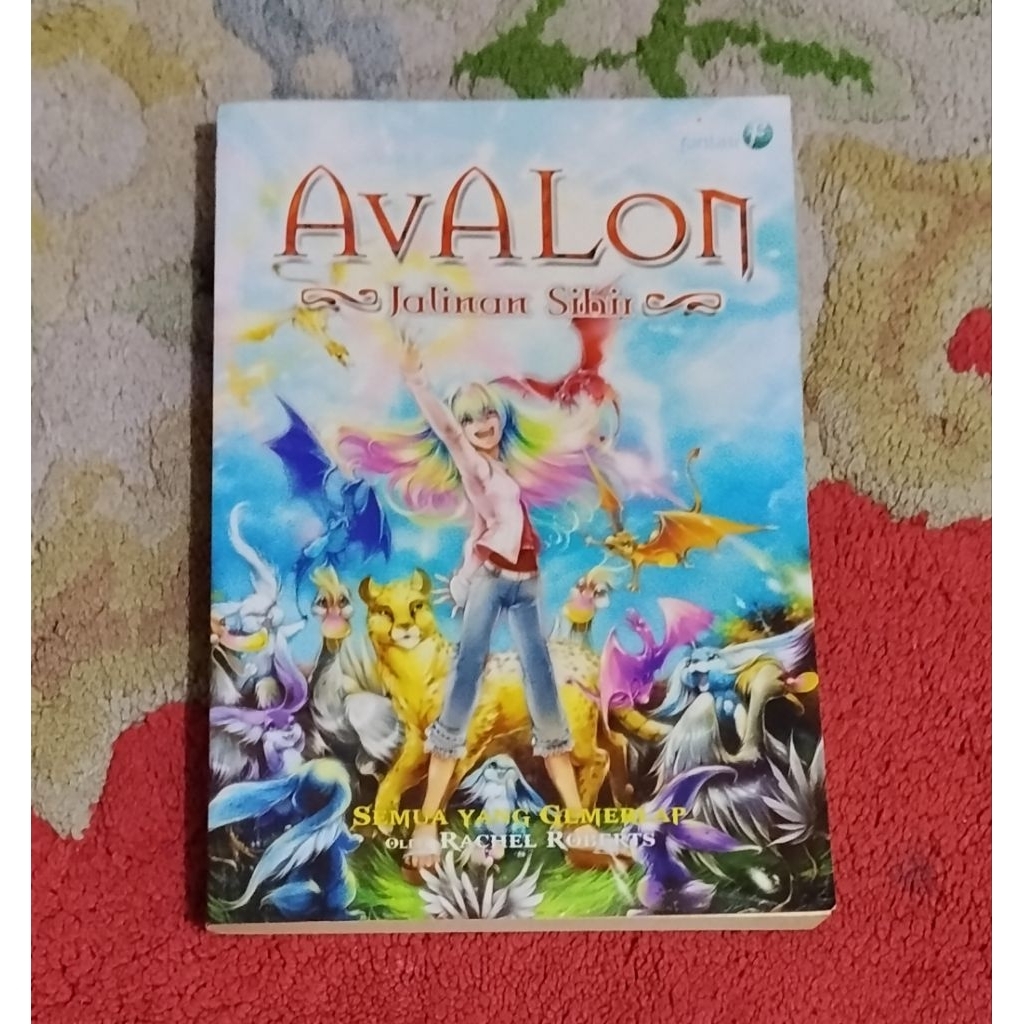 Novel Rachel Roberts "Avalon Jalinan Sihir" buku ke2 100%ORI preloved koleksi pribadi
