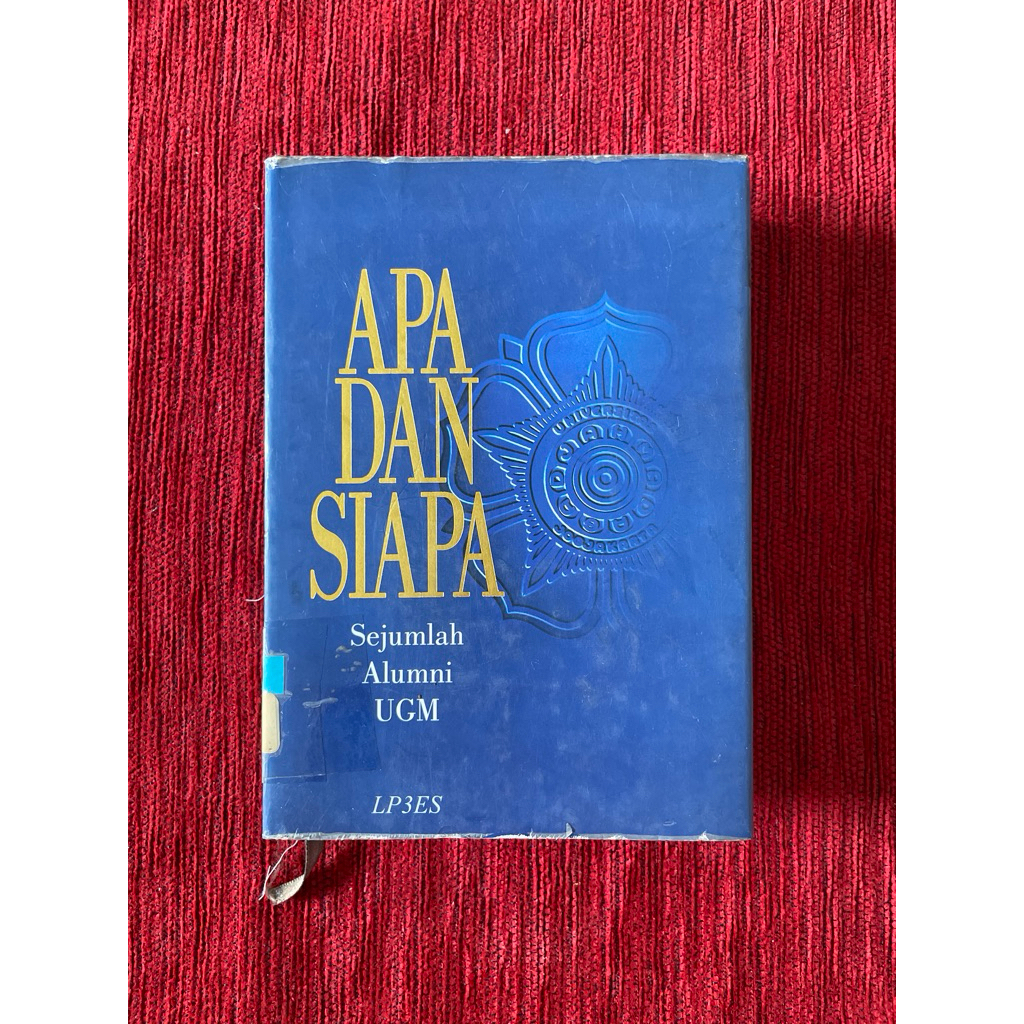 Buku Apa dan Siapa: Sejumlah Alumni UGM