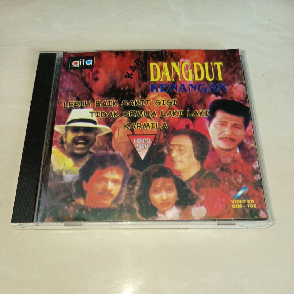 VCD KARAOKE DANGDUT KENANGAN MEGGY Z LADY ROOS CACA HANDIKA MEGGY Z
