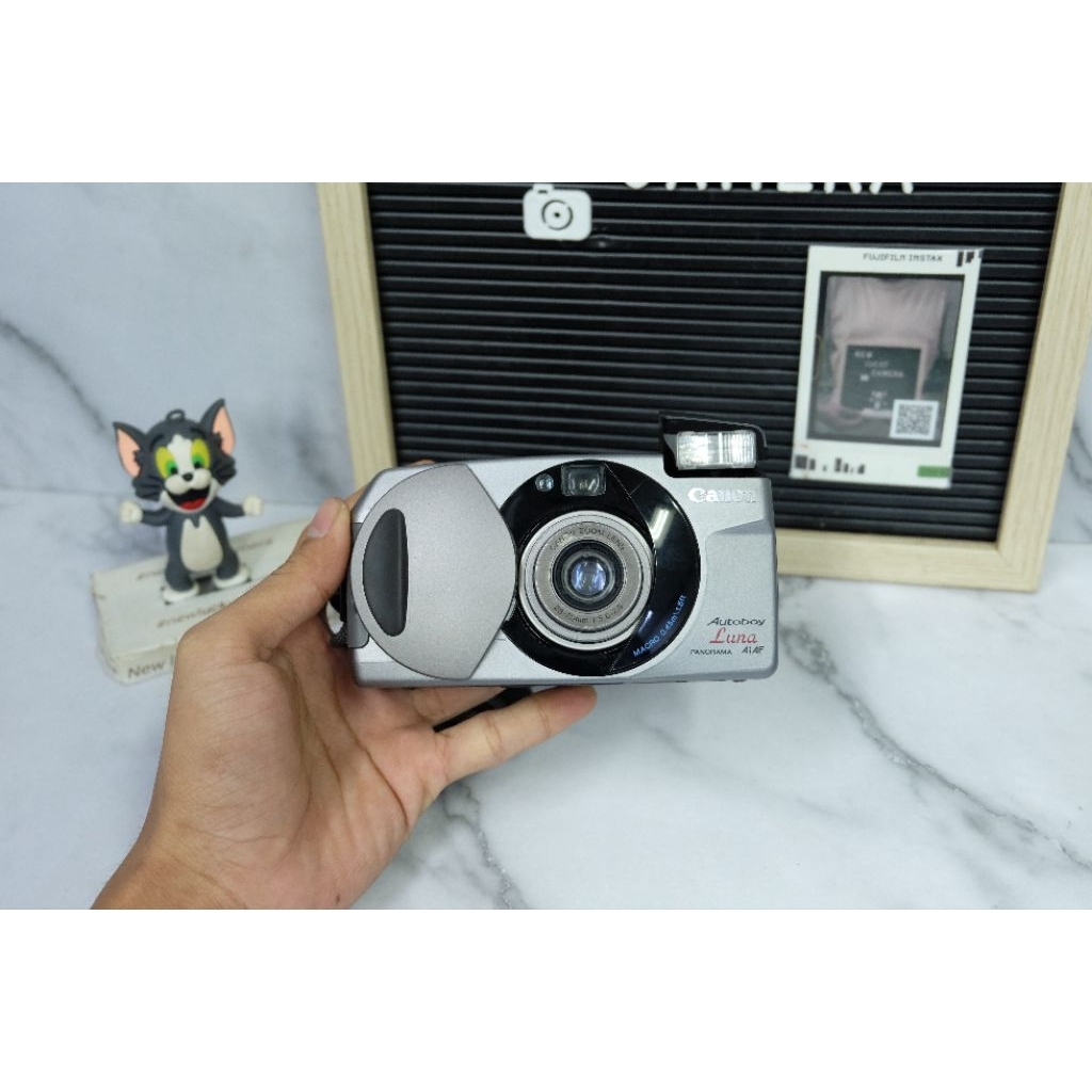Canon Autoboy Luna – Kamera Analog Point & Shoot Premium 35mm