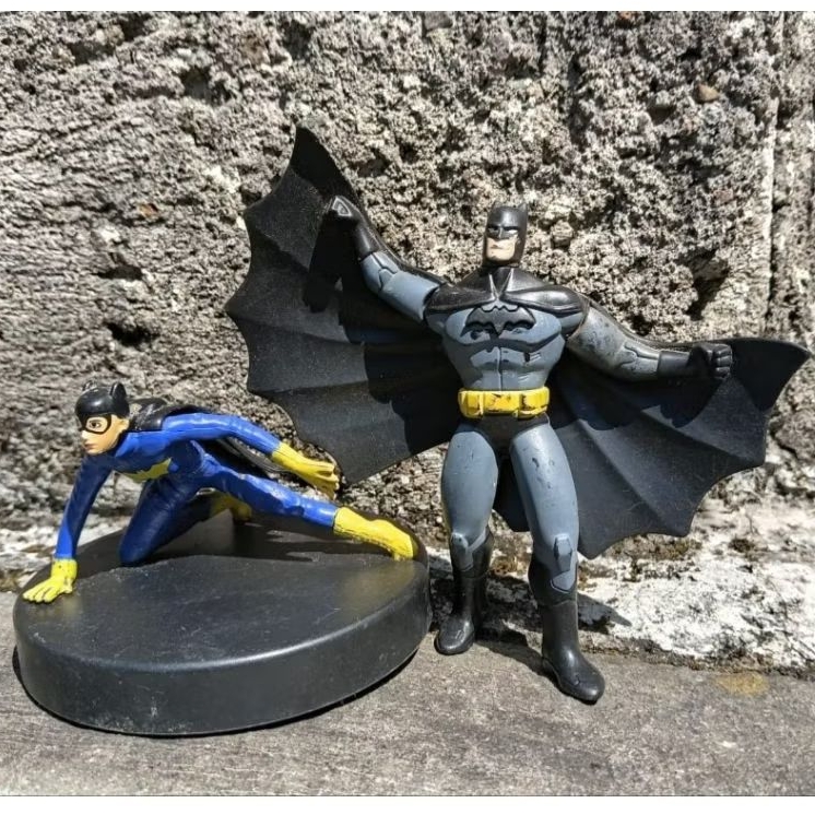 Figure Mainan set dapat 2pc figure Batman Original DC Comics+ Batgirl KFC, Chaki Kidsmeal