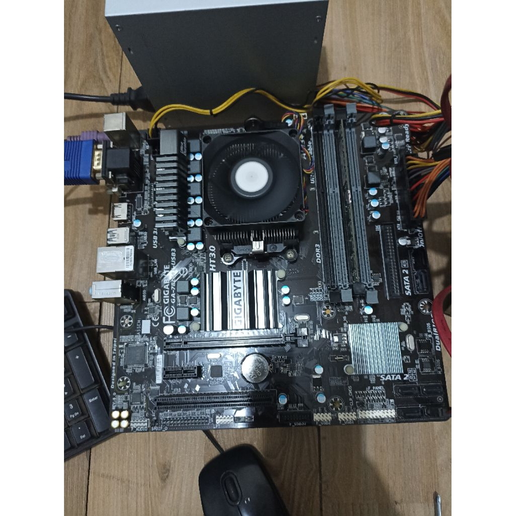 MOTHERBOARD GIGABYTE GA 78LMT -USB3