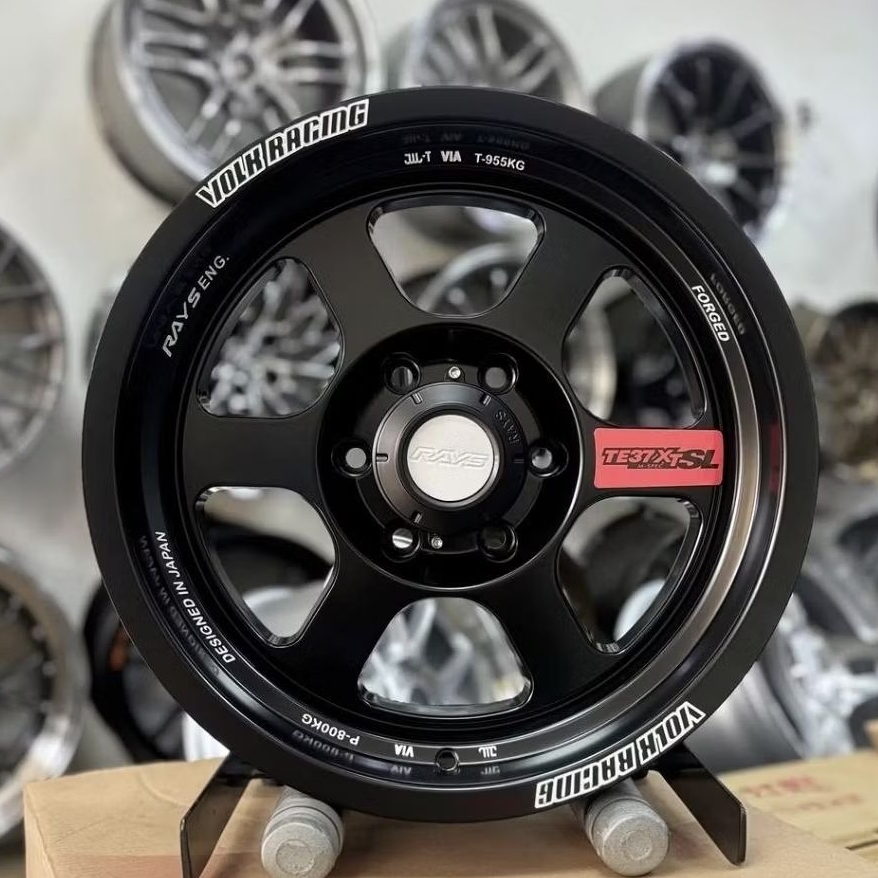 velg racing r17 lebar 8 VOLKRAYS TE37 XT SL PCD 6X139,7 velg ring 17 mobil Fortuner Strada Triton hi