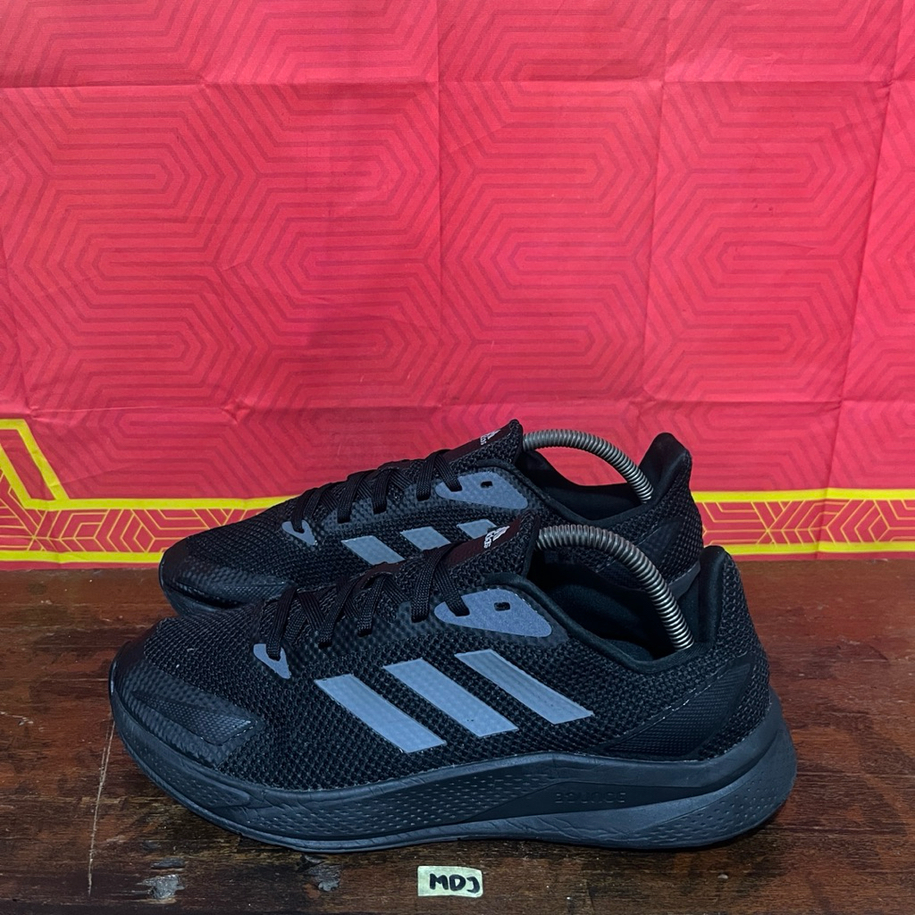 Sepatu adidas X9000L1 size 42,5
