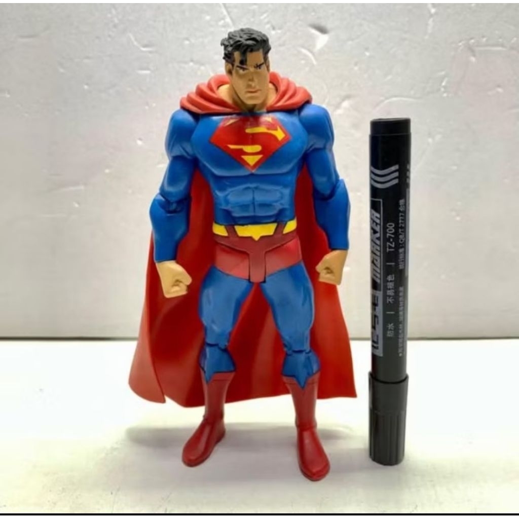 action figure Superman pajangan Superman