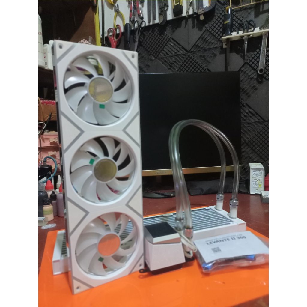 XPG ADATA LEVANTE II 360 ARGB White AIO Watercooling CPU Cooler | G1/4 Universal | Ex Case Mod Compe